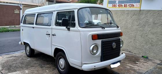 VOLKSWAGEN KOMBI 1.4 MI STD LOTAÇÃO 8V FLEX 3P MANUAL